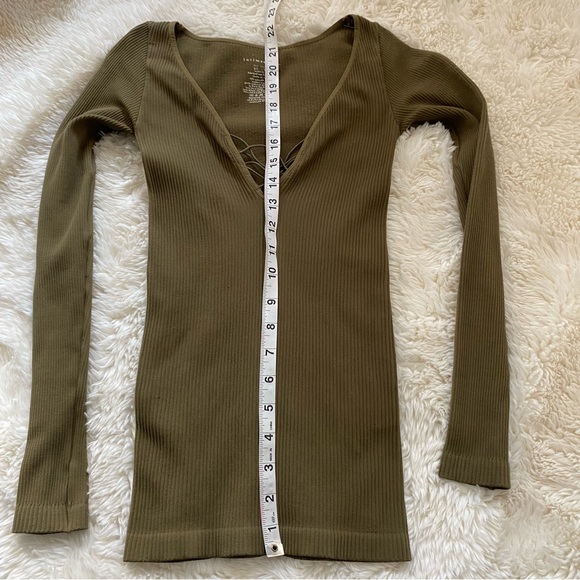 Free People Intimately Ribbed V-neck Long Sleeve Green/Sage Top Size XS/S - Picture 5 of 16